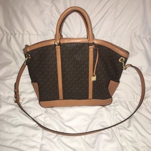 Michael Kors Brown Leather Bag new without tags